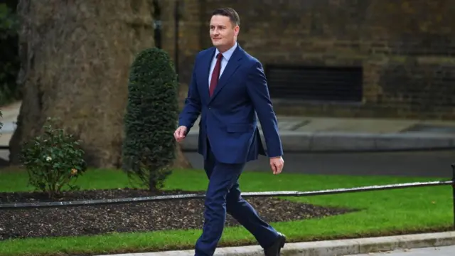 Wes Streeting pictured on Downing Street on Saturday