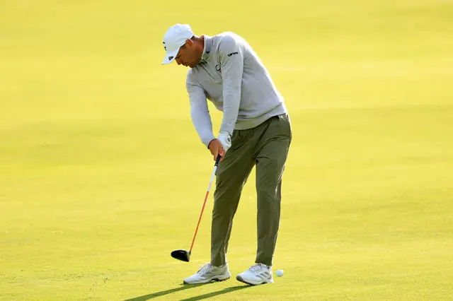 Martin Kaymer hits his second shot with his driver