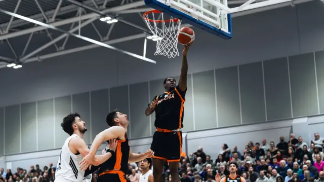 Cheshire Phoenix v London Lions