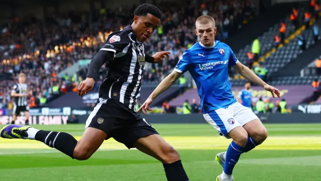 Notts County v Chesterfield match action