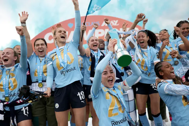 Man City lift the trophy