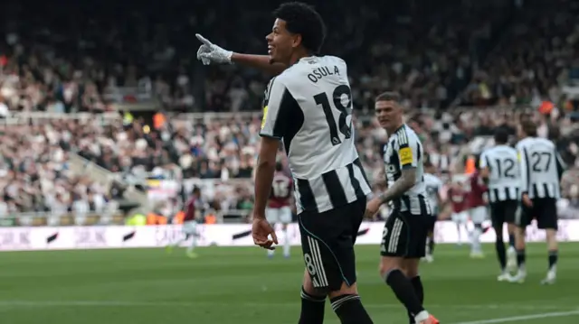 William Osula of Newcastle United celebrates scoring his team's second goal during the Premier League match between Newcastle United and West Ham United at St James' Park
