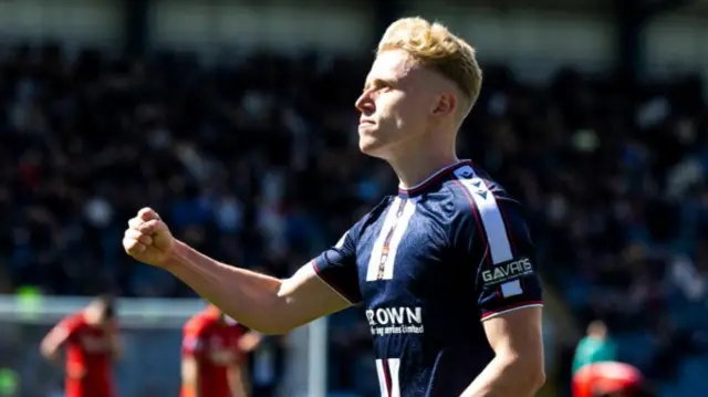 Dundee's Joe Westley celebrates