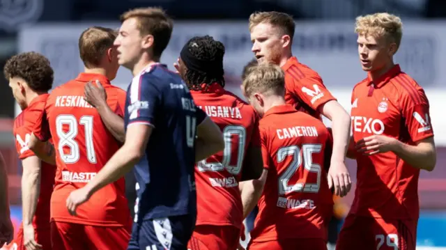 Aberdeen players celebrating