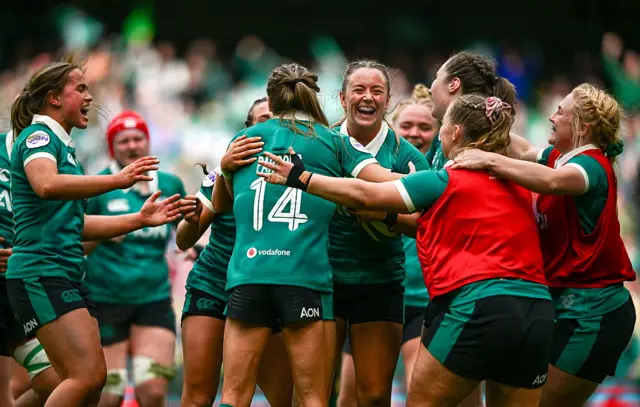 Ireland players celebrate