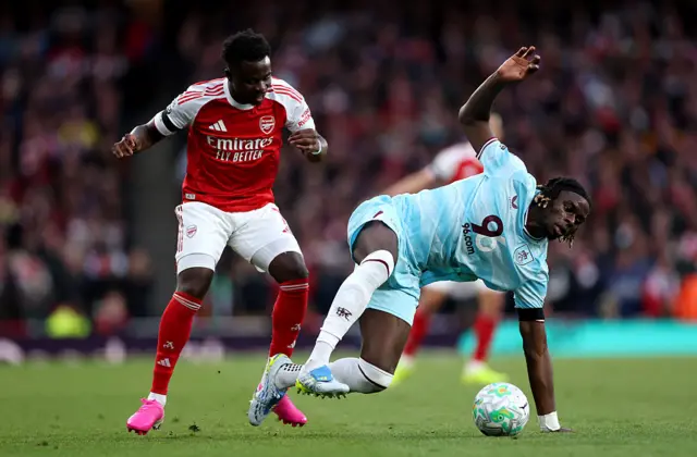 Saka holds off Ugochukwu