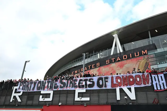 Arsenal fans outside Emirates Stadium