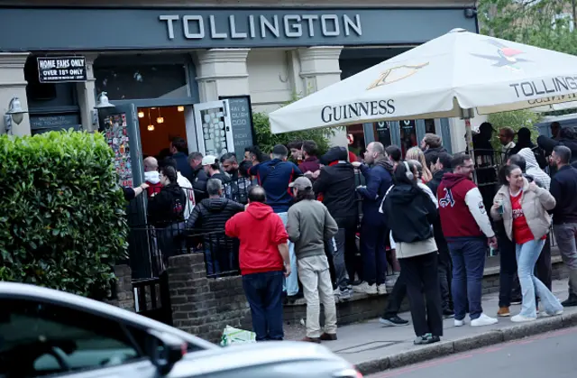 Fans of Arsenal gather to watch AFC Bournemouth v Manchester City