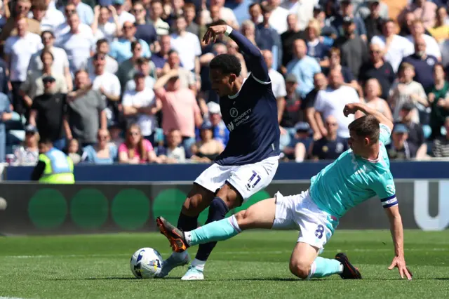 Femi Azeez scores for Millwall against Oxford