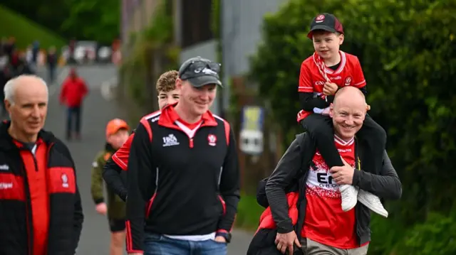 Derry fans