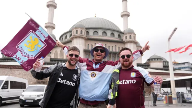 Villa fans in Istanbul