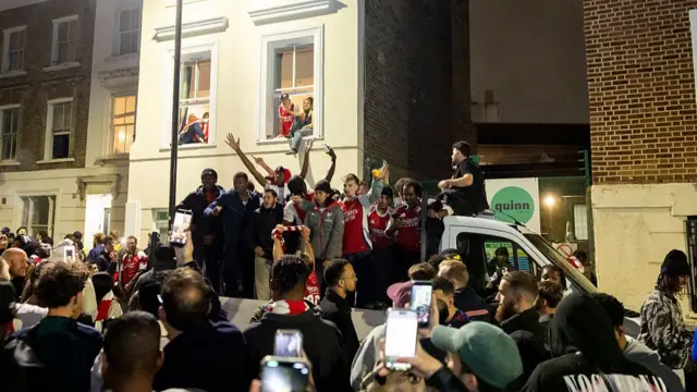 Arsenal fans celebrate