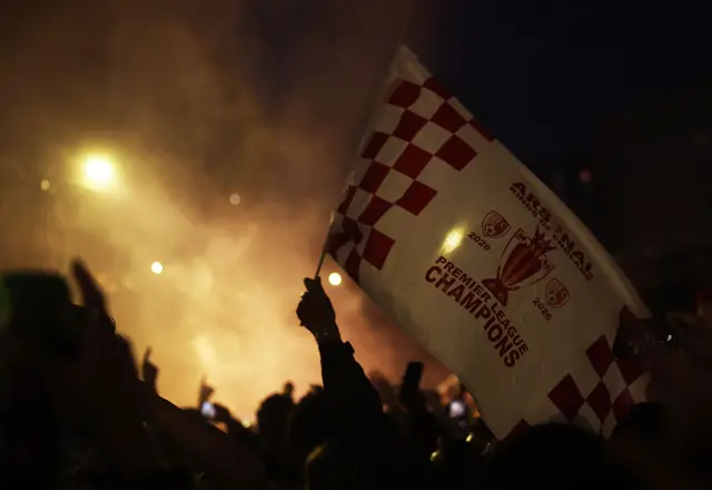 Arsenal champions flag