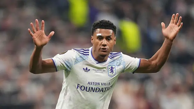 Ollie Watkins of Aston Villa reacts