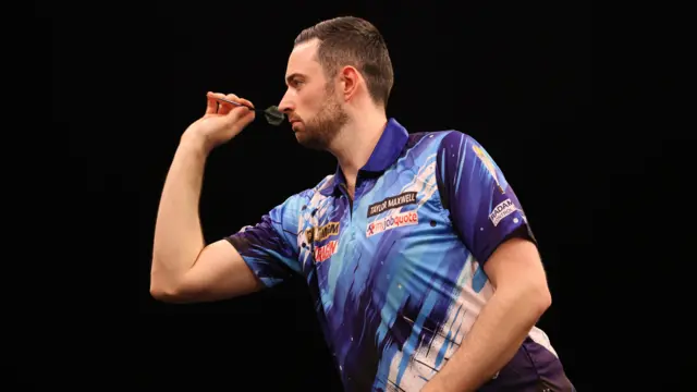 Luke Humphries in action against Michael van Gerwen during night sixteen of the 2026 BetMGM Premier League at the Utilita Arena, Sheffield.
