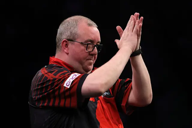 Stephen Bunting applauds