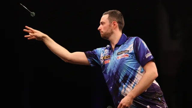 Luke Humphries in action against Luke Littler during night sixteen of the 2026 BetMGM Premier League at the Utilita Arena, Sheffield