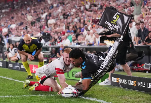 Montpellier score try