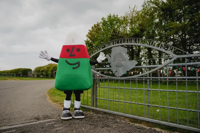 Mr Urdd yng Ngae Sioe Môn
