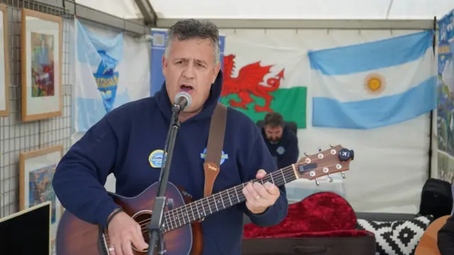 Rhys Meirion