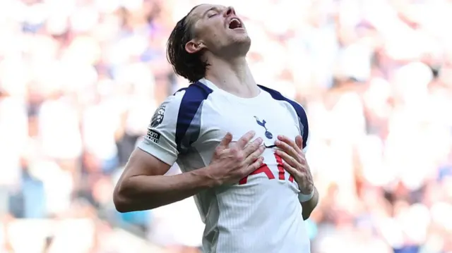 onor Gallagher of Tottenham Hotspur rues a missed opportunity