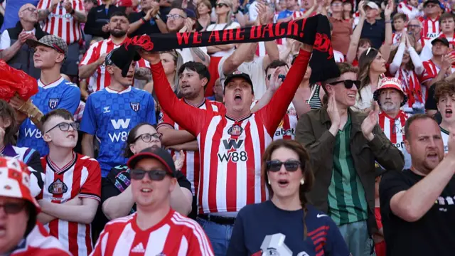 Fans of Sunderland show their support