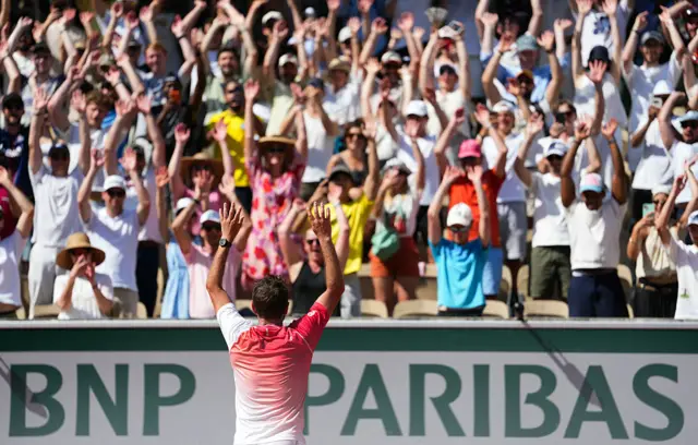 Stan Wawrinka waves to the crowd