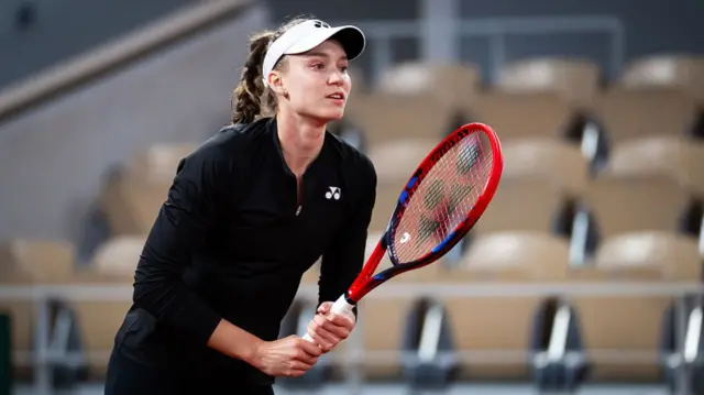 Elena Rybakina practises before the French Open