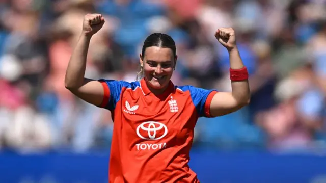Dani Gibson celebrates the wicket of Sophie Devine