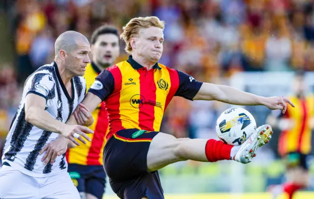 St Mirren 0-0 Partick Thistle (agg 1-1)