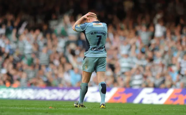Martyn Williams after missing a penalty for Cardiff against Leicester