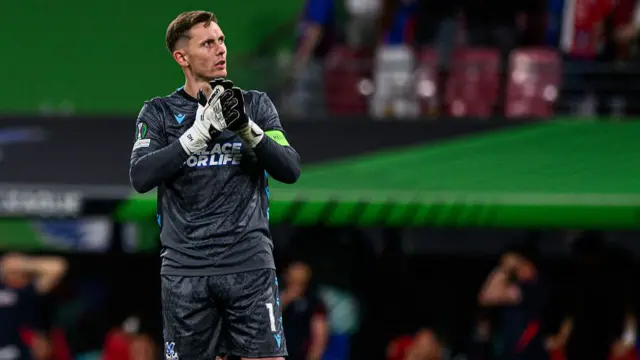 Dean Henderson reacts