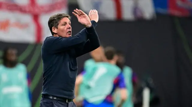 Oliver Glasner on the touchline
