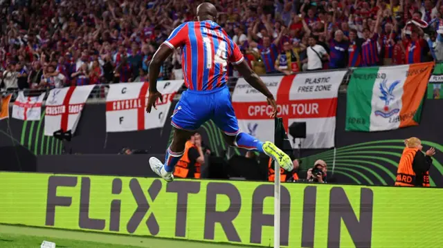 Jean-Philippe Mateta of Crystal Palace celebrates scoring h
