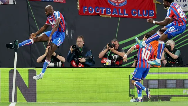 Jean-Philippe Mateta of Crystal Palace celebrates scoring h