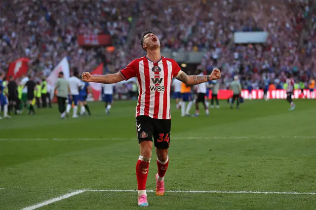 Granit Xhaka of Sunderland celebrates at full time