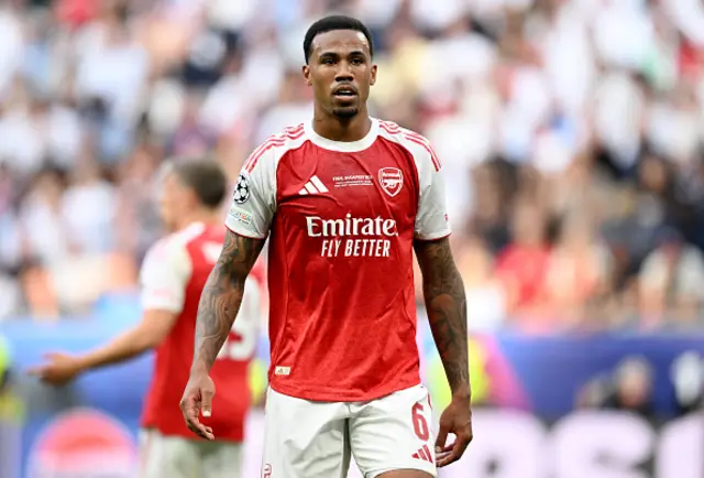 Gabriel of Arsenal looks on
