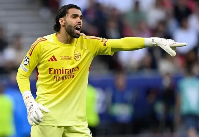Arsenal's Spanish goalkeeper David Raya reacts