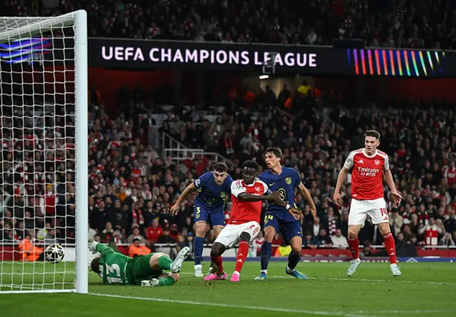 Bukayo Saka scores for Arsenal