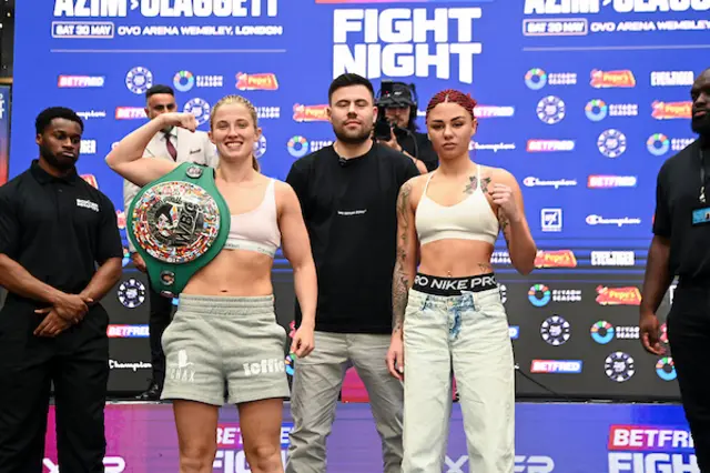 Fran Hennessy and Aurora De Persio posing next to each other