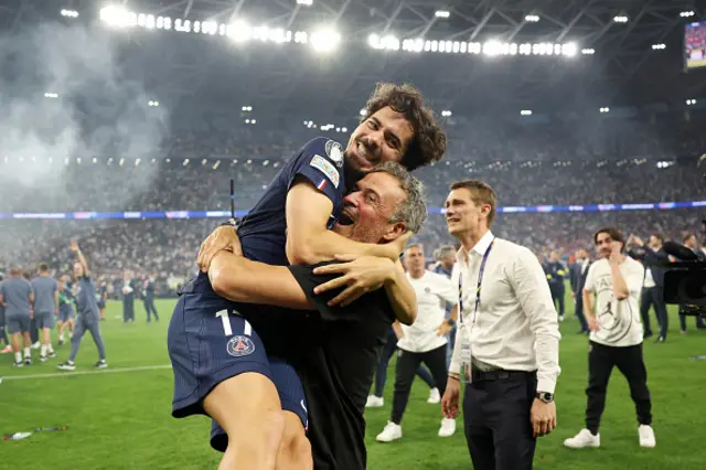 Vitinha of Paris Saint-Germain and Luis Enrique