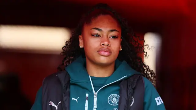 Khiara Keating of Manchester City walks out to inspect the pitch