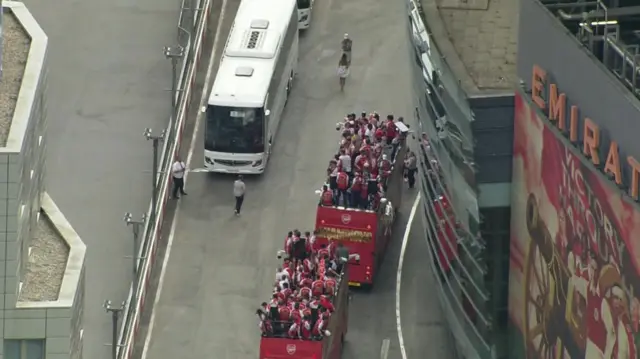Arsenal buses back at Emirates Stadium