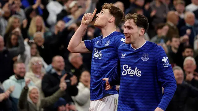 Jake O'Brien of Everton celebrates