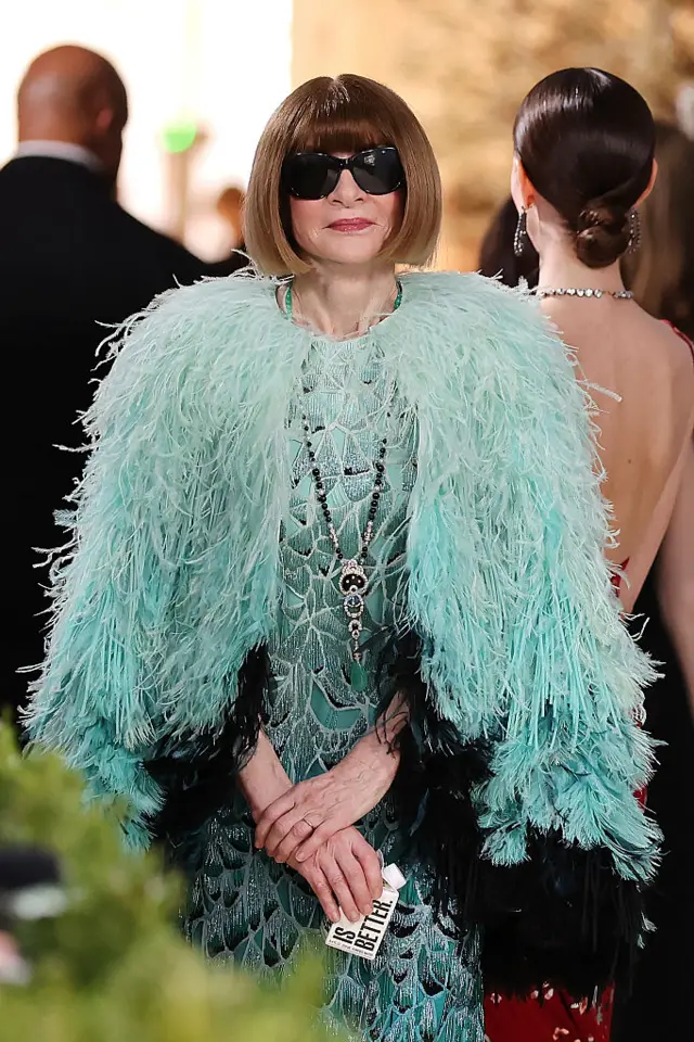 Anna Wintour arrives