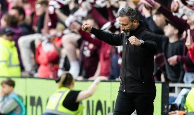Derek McInnes celebrates