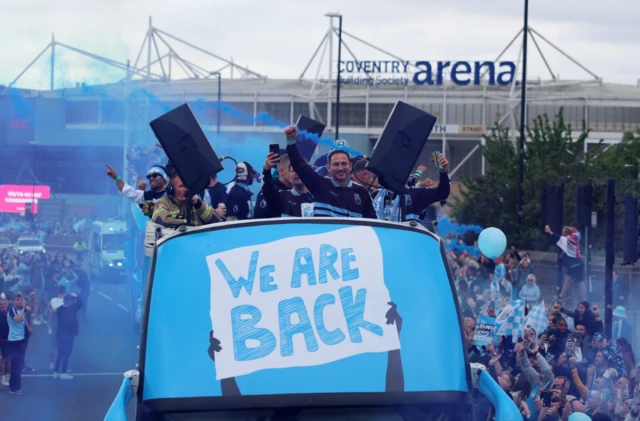 Bus parade