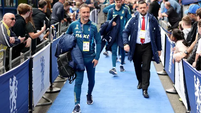 Vitor Pereira, Manajer Nottingham Forest, tiba di stadion