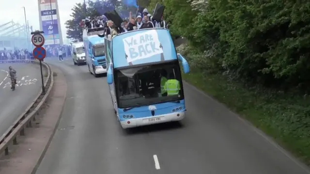 The bus under way