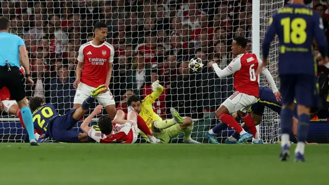 Arsenal and Atletico in action